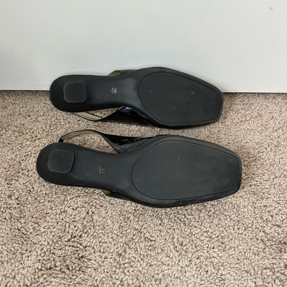 Liz Claiborne Bobbie Beaded Black Slingback Size 10 - Picture 5 of 5